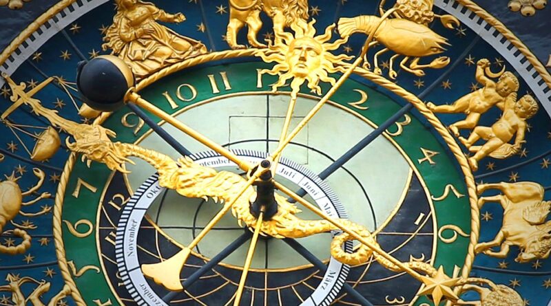 astronomical clock 408306 960 720